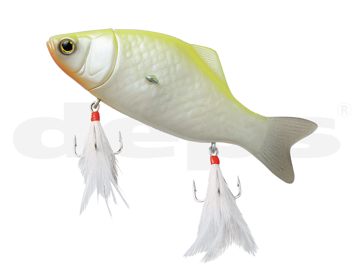 Plastic Floating Fishing Wobbler Imitating Crucian Carp. Bait with