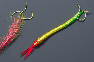 minnow-style-lure-with-tinsel-and-strands-minnow-lure-1687014221